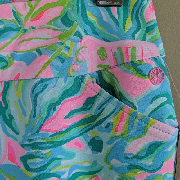 NWT Lilly Pulitzer One in a Melon Golf Short - Picture 2 of 5